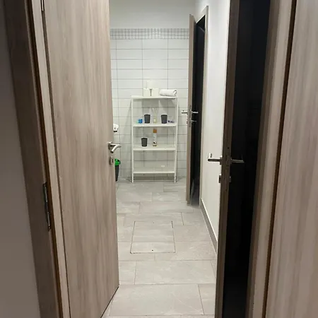 New Modern App לובליאנה